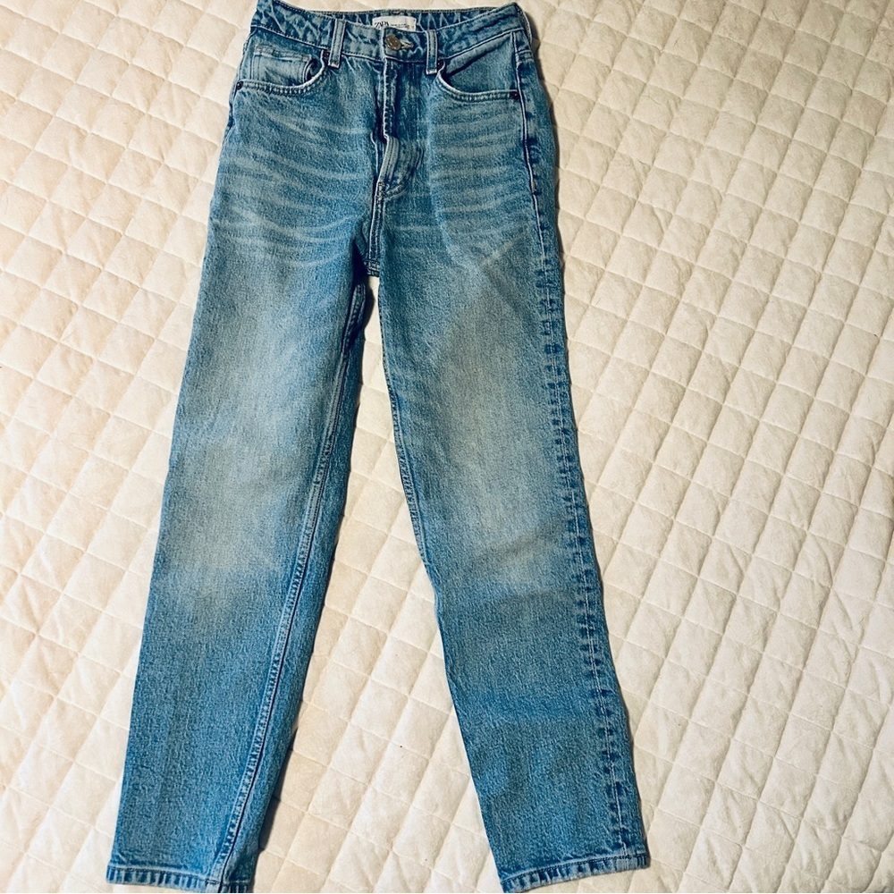 Zara Light Blue Mid Rise Straight Leg Style Jeans